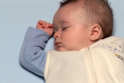 how to transition from sleep sack to blanket